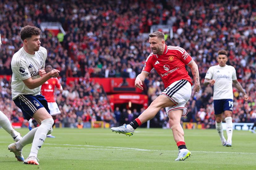 D'une superbe demi-volée, Luke Shaw a ouvert le score très tôt dans le match pour Manchester United.