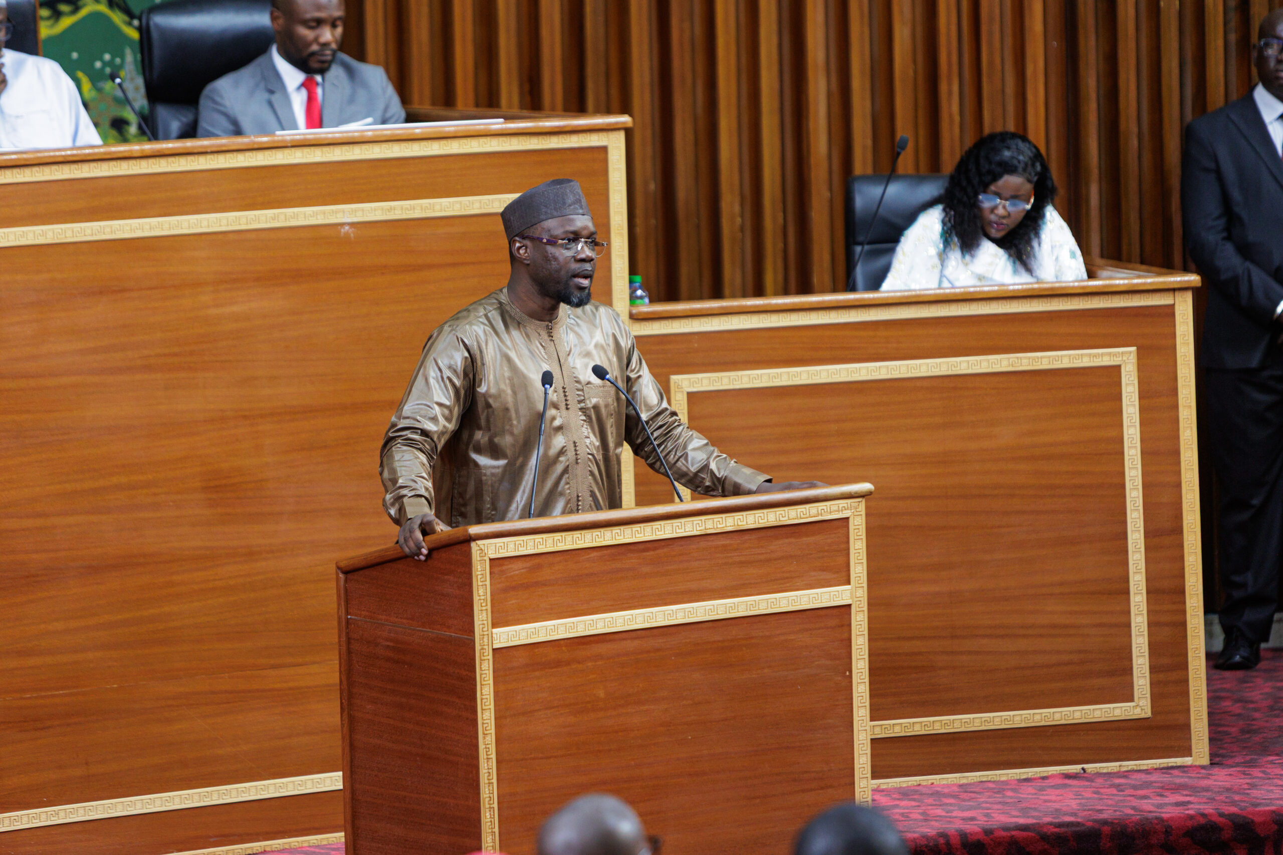Premier ministre sénégalais Ousmane Sonko s'exprimant à l'Assemblée nationale