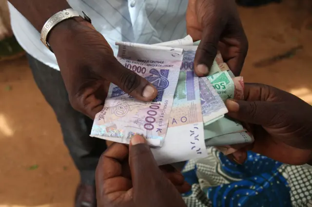 Dette colossale et tensions avec le FMI