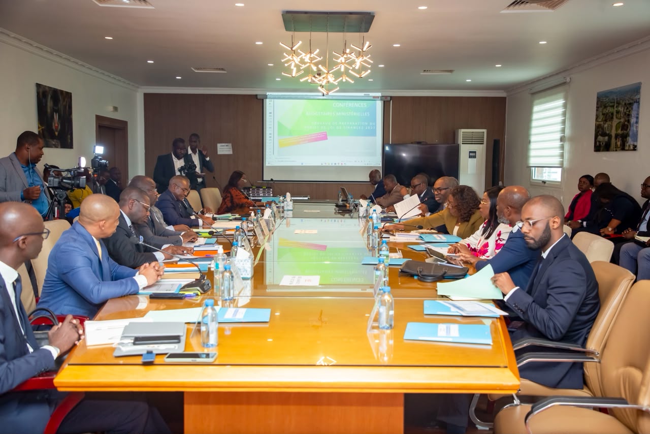 Conférences budgétaires au Gabon pour le budget 2027