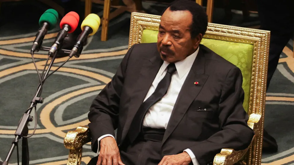 Président camerounais en déplacement