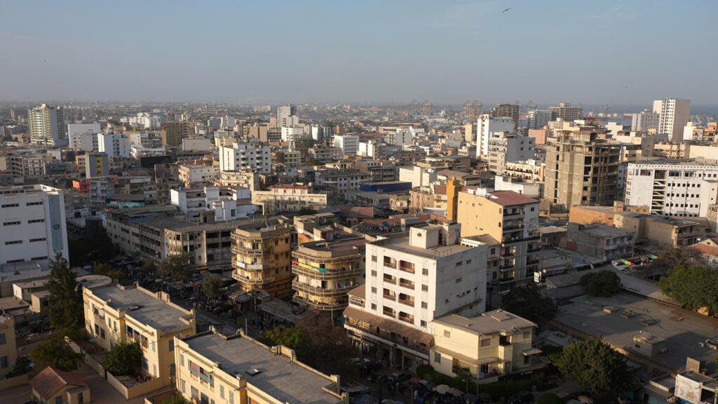 Vue d'ensemble du centre-ville de Dakar, au Sénégal, en mars 2026