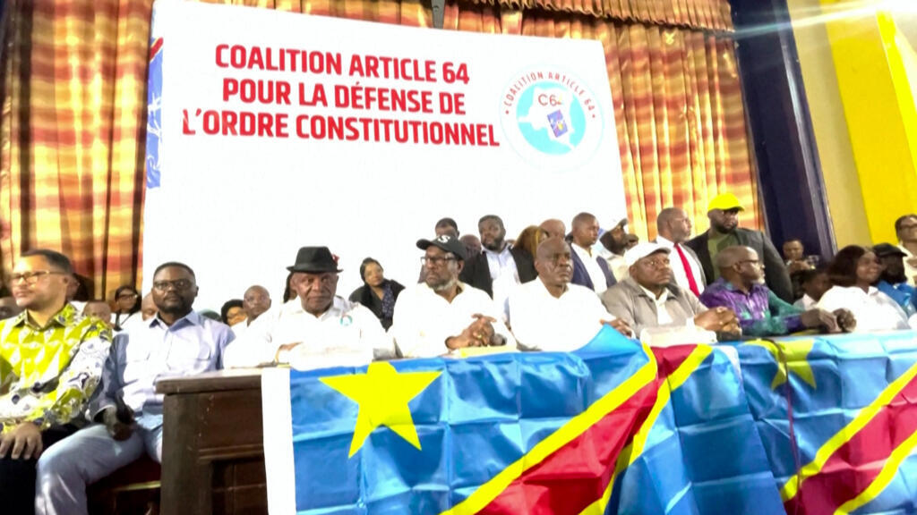 Les leaders de l'opposition de la coalition C64 lors d'une conférence de presse à Kinshasa, en RDC